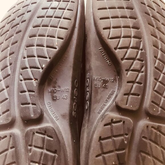 OOFOS Gray and Black Slip-On Loafers with Comfort Fit main image 8
